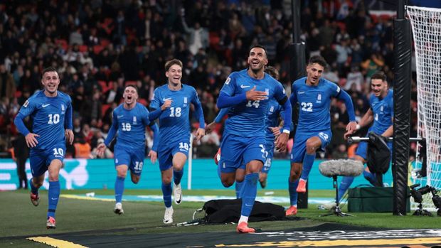 Soccer Football - UEFA Nations League - Group B2 - England v Greece - Wembley Stadium, London, Britain - October 10, 2024 Greece's Vangelis Pavlidis celebrates scoring their second goal with teammates Action Images via Reuters/Paul Childs