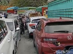 Jalan Poros Maros-Bone di Tompo Ladang Ditutup Total Pagi Ini, Macet 5 Km