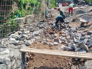 Jembatan Sudimoro Klaten Ambrol Kini Ditutup untuk Perbaikan Jembatan Sudimoro Klaten Ambrol Kini Ditutup untuk Perbaikan