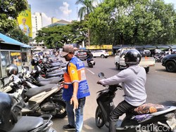 Alasan Bayar Parkir Pakai QRIS Dipindah ke Jalan Cikapundung
