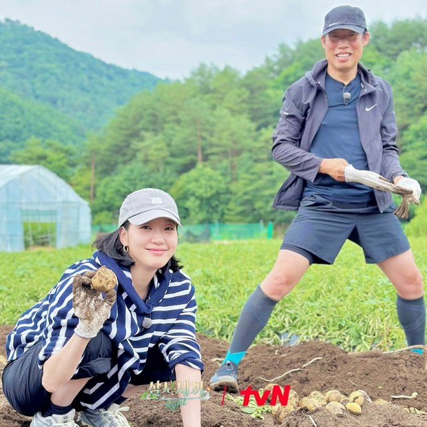 Kim Go Eun dan Yoo Hae Jin di Three Meals A Day: Light (2024)/Foto: tvN