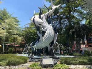 Sejarah Kota Surabaya, Dari Masa Kerajaan hingga Kemerdekaan Sejarah Kota Surabaya, Dari Masa Kerajaan hingga Kemerdekaan