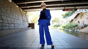 Potret Choi Soon-hwa, Nenek 81 Tahun Finalis Miss Universe Korea