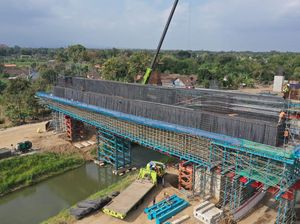 Bos Jasa Marga Ungkap Kondisi Proyek Tol Yogya-Solo-Bawen Bos Jasa Marga Ungkap Kondisi Proyek Tol Yogya-Solo-Bawen