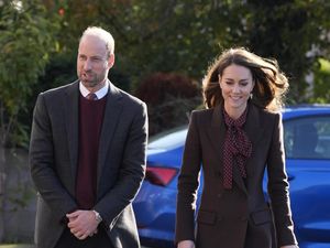 Makna Cinta Pangeran William yang Ucapkan Ulang Tahun ke Kate Middleton Makna Cinta Pangeran William yang Ucapkan Ulang Tahun ke Kate Middleton
