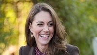 Foto: Gaya Kate Middleton Mendadak Muncul ke Publik Usai Selesai Kemoterapi