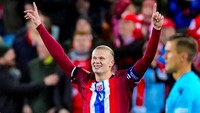 Erling Haaland merupakan mesin gol Manchester City. Dia juga sangat menonjol untuk Norwegia, meski belum bisa mengangkat laju negaranya. (Foto: via REUTERS/NTB)