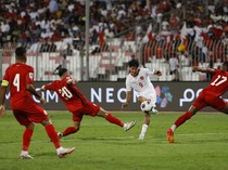 Video: Pede Banget! Bahrain Klaim Cetak Gol di Menit 90+6