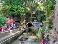 Wisata Gua Wareh Sukolilo Pati, Konon Tempat Semar Bertapa