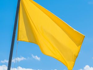 Kenapa Bendera Kuning Identik dengan Kematian? Begini Sejarahnya Kenapa Bendera Kuning Identik dengan Kematian? Begini Sejarahnya
