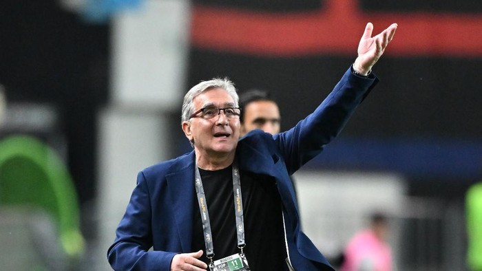 Branko Ivankovic Chinas head coach Branko Ivankovic reacts during the FIFA World Cup 2026 Asia zone qualifiers football match between South Korea and China in Seoul on June 11, 2024. (Photo by Jung Yeon-je / AFP)