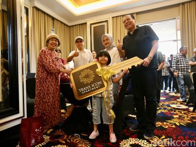 CT Hadiri Serah Terima Unit Apartemen Tower Trans Icon