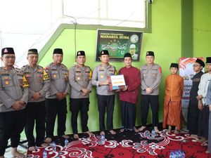 Santri di Mojokerto Diedukasi untuk Lebih Bijak Bermedsos Santri di Mojokerto Diedukasi untuk Lebih Bijak Bermedsos