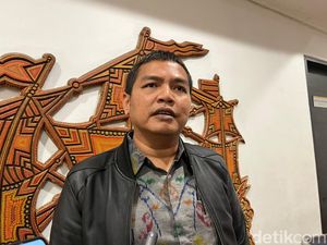 KPU Beri Santunan ke Petugasnya di Jakarta yang Meninggal Saat Pilkada KPU Beri Santunan ke Petugasnya di Jakarta yang Meninggal Saat Pilkada