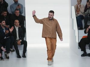 Dinamika Fashion Dunia, Giliran Kim Jones Mundur dari Fendi Dinamika Fashion Dunia, Giliran Kim Jones Mundur dari Fendi