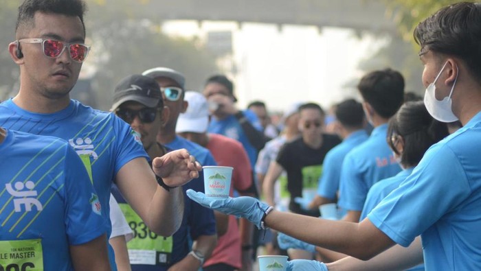 Le Minerale Makara Official Mineral Water Jakarta Running Festiva Le Minerale Makara Official Mineral Water Jakarta Running Festiva