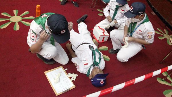 Saat Para Anggota PMR Beradu Kemampuan di Kabupaten Bogor