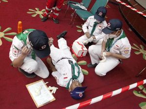 Saat Para Anggota PMR Beradu Kemampuan di Kabupaten Bogor Saat Para Anggota PMR Beradu Kemampuan di Kabupaten Bogor