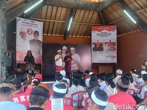 Sutjidra Janji Tuntaskan Pembangunan-Perbaikan Jalan di Buleleng