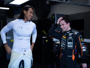 Sean Gelael Mendadak Balapan di GTWCE Catalunya