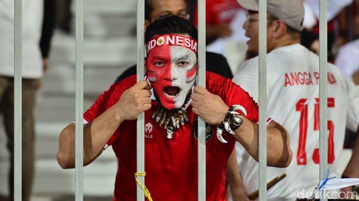 Suporter Timnas Indonesia di Bahrain