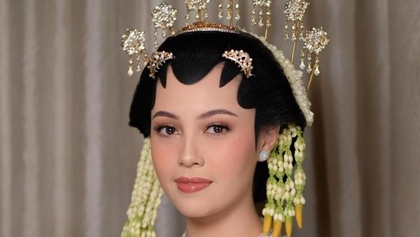 Potret Pernikahan Anggika Bolsterli, Kental Adat Jawa, Maharnya Uang Swiss