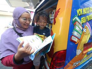 Perpustakaan Keliling Mangkal di Keramaian untuk Dorong Minat Baca