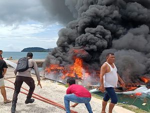Fakta-fakta Terkini Kecelakaan Kapal Tewaskan Cagub Malut Benny Laos Fakta-fakta Terkini Kecelakaan Kapal Tewaskan Cagub Malut Benny Laos