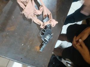 Tangkap 2 Pemuda Ugal-ugalan di Bantul, Polisi Temukan Pistol Replika Tangkap 2 Pemuda Ugal-ugalan di Bantul, Polisi Temukan Pistol Replika