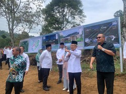 Maruf Tinjau Pembangunan Jalan, Masjid hingga Ponpes Darul Al-Amin di Bogor