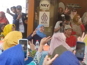 Khofifah Dorong Pengembangan UMKM Jatim dengan Konektivitas dan Teknologi