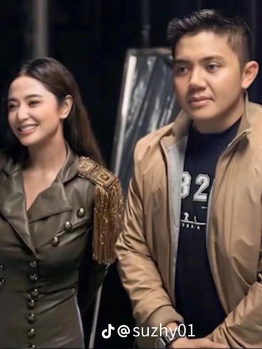 Dijodohkan Fans, Ini 6 Potret Dewi Pessik dan Mayor Teddy di HUT TNI