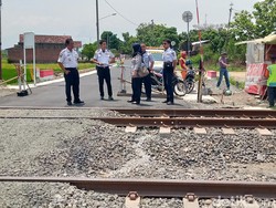 Palang Perlintasan KA di Jalan Lingkar Timur Delanggu Klaten Mulai Dibangun