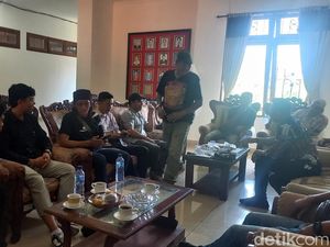 Tuntut Pesangon, Eks Karyawan PLTU Celukan Bawang Ngadu ke Dewan Tuntut Pesangon, Eks Karyawan PLTU Celukan Bawang Ngadu ke Dewan