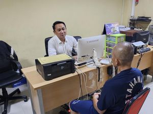 Jabar Hari Ini: Pilu! Siswi SMP di Bandung Dicabuli Jabar Hari Ini: Pilu! Siswi SMP di Bandung Dicabuli
