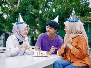 Apakah Ikhtilat Berdosa Jika Dilakukan?