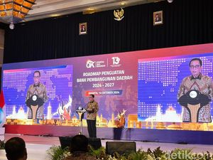 OJK Ungkap Fakta Baru Biang Kerok Banyak Bank Tutup OJK Ungkap Fakta Baru Biang Kerok Banyak Bank Tutup