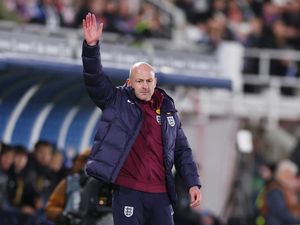 Lee Carsley: Inggris Pantas Punya Pelatih Kelas Dunia