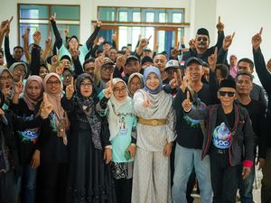 Relawan VDC Deklarasi Dukung Vivit-Umam di Pilkada Rembang Relawan VDC Deklarasi Dukung Vivit-Umam di Pilkada Rembang