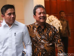 Sambungan Telepon yang Ditunggu-tunggu Para Calon Menteri Prabowo