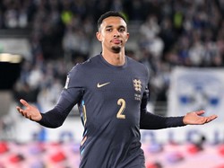 Trent Jadi Bek Kiri: Bikin Gol Free Kick, Dapat Man of The Match