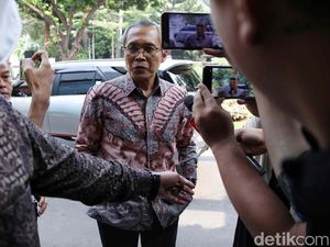 WA Tanpa Nama di Ponsel Alex Marwata Sebelum Polemik Pertemuan di KPK