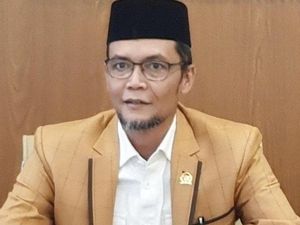 Legislator Gerindra Pastikan Stok Pangan Stabil di Pasar Atas Cimahi Legislator Gerindra Pastikan Stok Pangan Stabil di Pasar Atas Cimahi