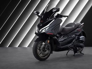 Honda Forza 125 Baru Meluncur, Jangan Kaget Lihat Harganya Honda Forza 125 Baru Meluncur, Jangan Kaget Lihat Harganya