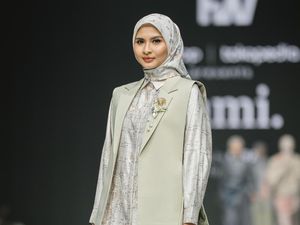 Foto: 7 Koleksi Petally dari Kami. Busana Terinspirasi Kecantikan Bunga Foto: 7 Koleksi Petally dari Kami. Busana Terinspirasi Kecantikan Bunga