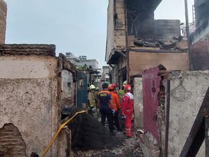 Kebakaran di Tambora Jakbar, 5 Orang Tewas