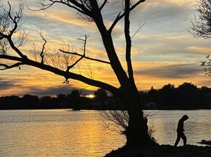40 Ucapan Selamat Sore yang Aesthetic Dalam Bahasa Indonesia dan Inggris 40 Ucapan Selamat Sore yang Aesthetic Dalam Bahasa Indonesia dan Inggris