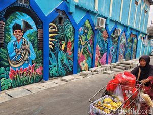 Mural Budaya Betawi Mejeng di Condet Jaktim