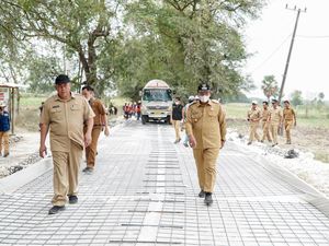Pastikan Kelayakan, Plt Bupati Lamongan Sidak Pembangunan Infrastruktur Pastikan Kelayakan, Plt Bupati Lamongan Sidak Pembangunan Infrastruktur