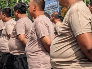 60 Polisi Gendut Trenggalek Jalani Program Penurunan Berat Badan 60 Polisi Gendut Trenggalek Jalani Program Penurunan Berat Badan